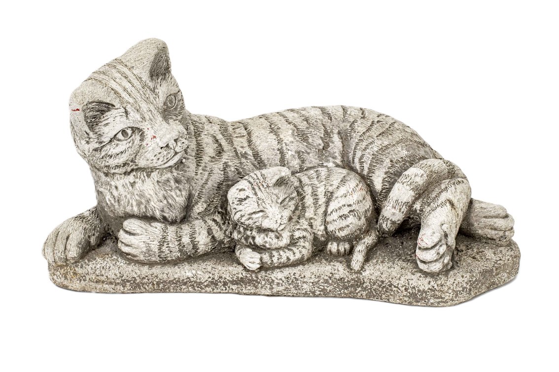 Massarelli's Concrete Momma Cat & Kitten Statue