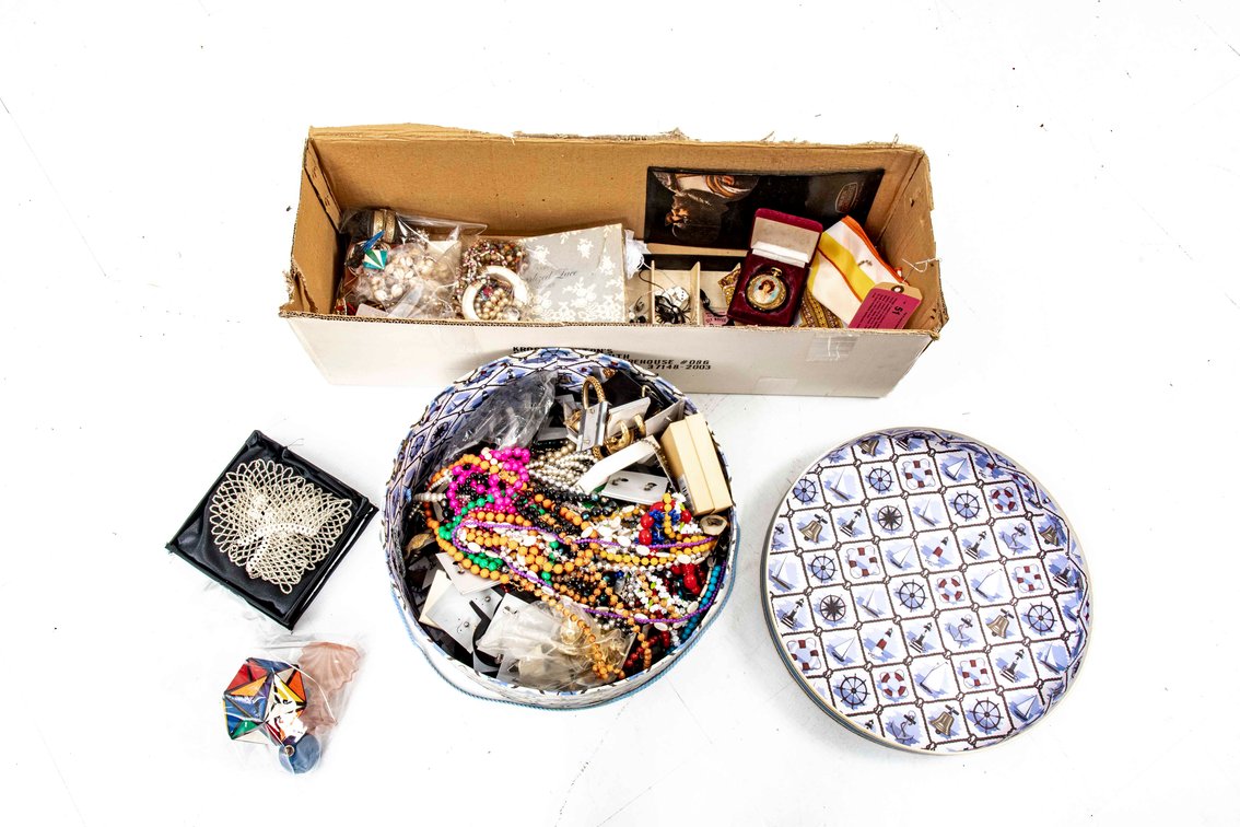 Vintage, Fashion & Costume Jewelry
