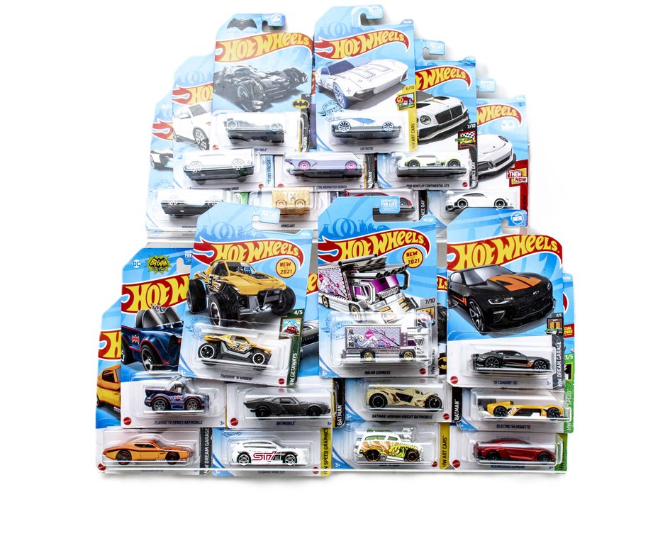 20 Hot Wheels New in Package Inc: Batmobiles