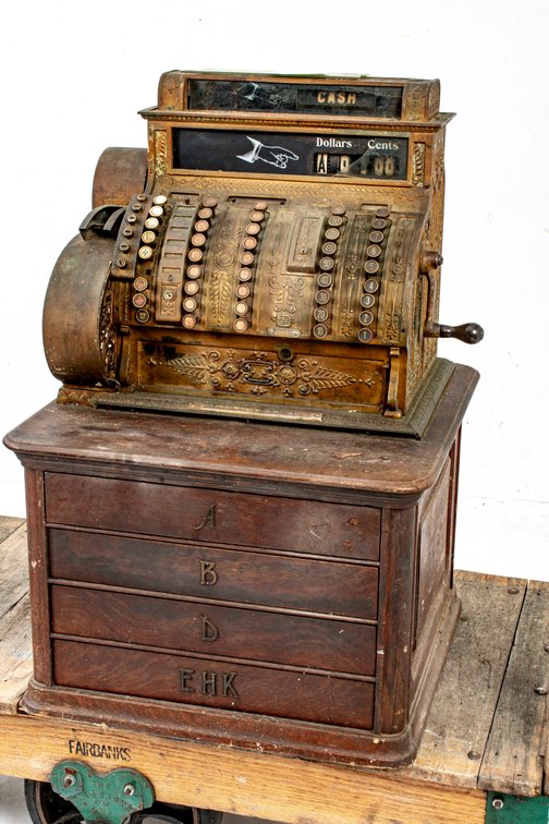National Cash Register w/ 4 Drawer Base