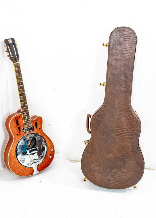 Republic Resonator Guitar with Faux Gator Case