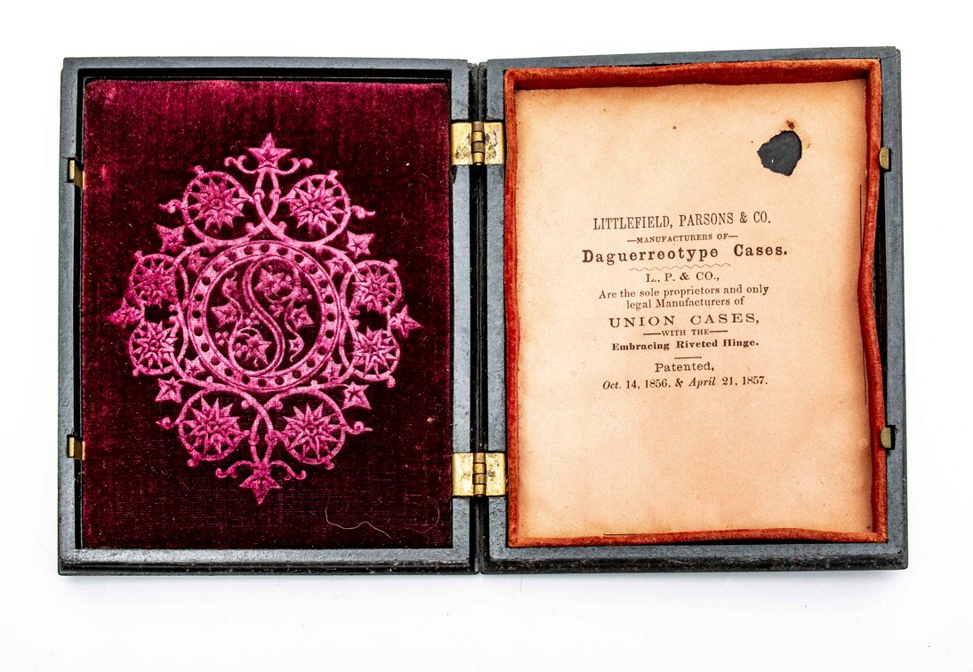 Littlefield,Parsons & Co Union Daguerreotype Case