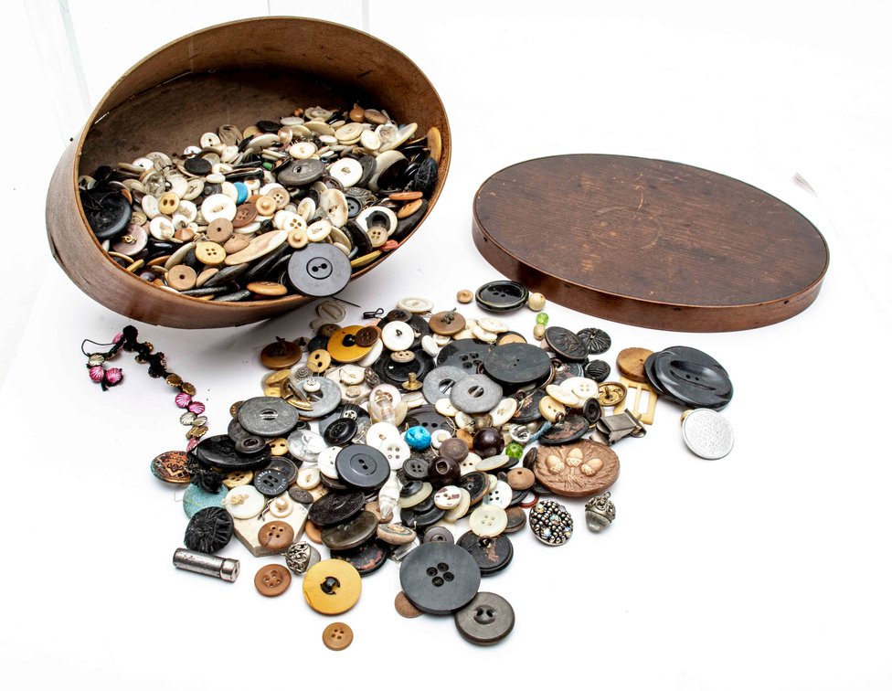 Wood Oval Pantry Box FILLED with Vintage Buttons!