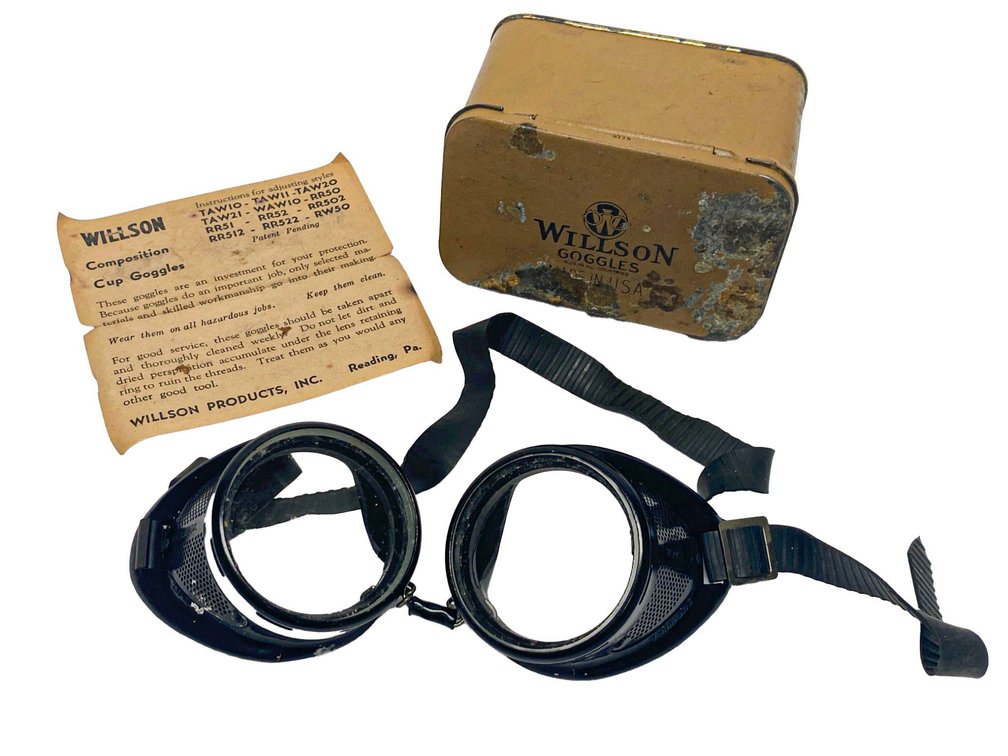 Willson Goggles with Original Tin