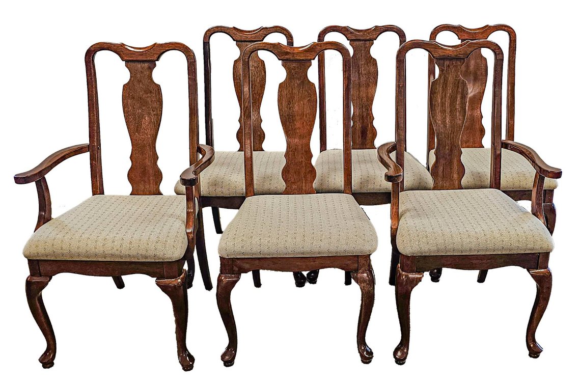 6 Classic Dining Room Chairs with Upholstered Seats