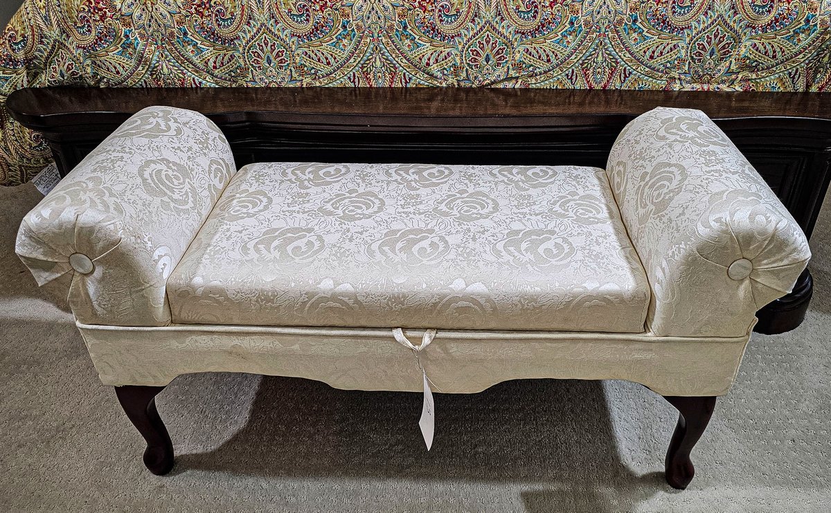 Damask Upholstered Bench w/Storage