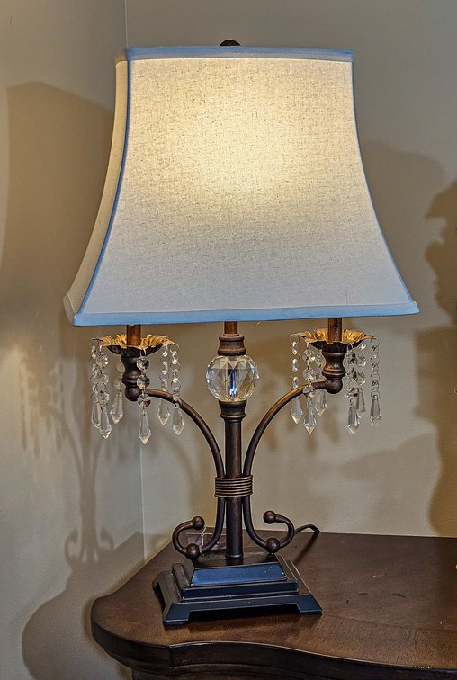 Antique Look Table Lamp with Crystals