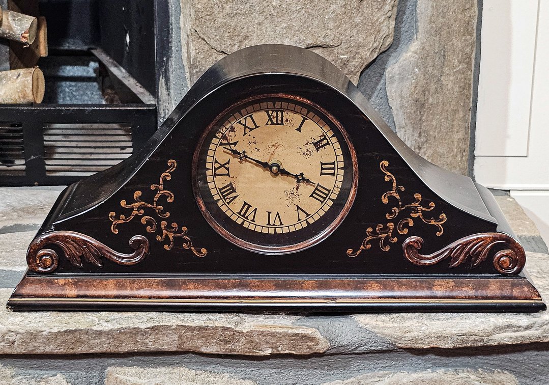 Bombay Co. Antique Style Mantel Clock