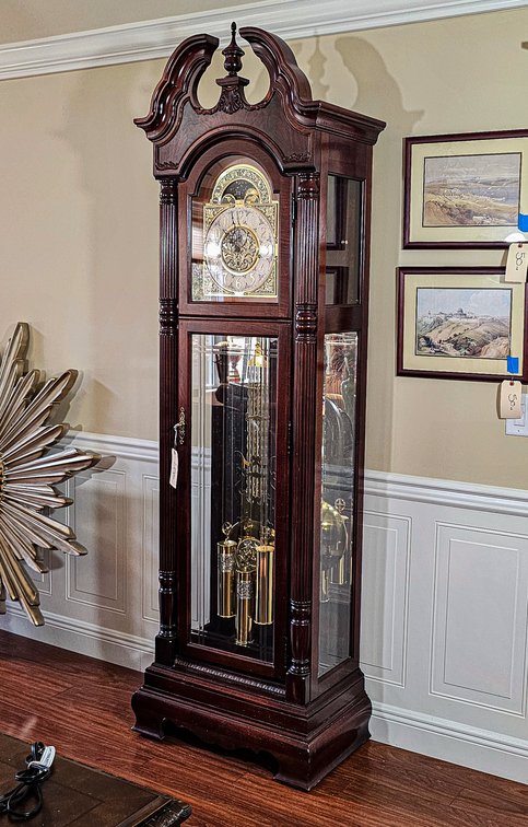 Howard Miller 610-904 Grandfather Clock