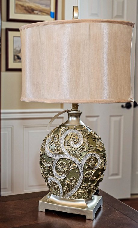 Glamorous Gold and Crushed Mirror Table Lamp