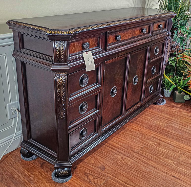 9- Drawer 2-Door Sideboard
