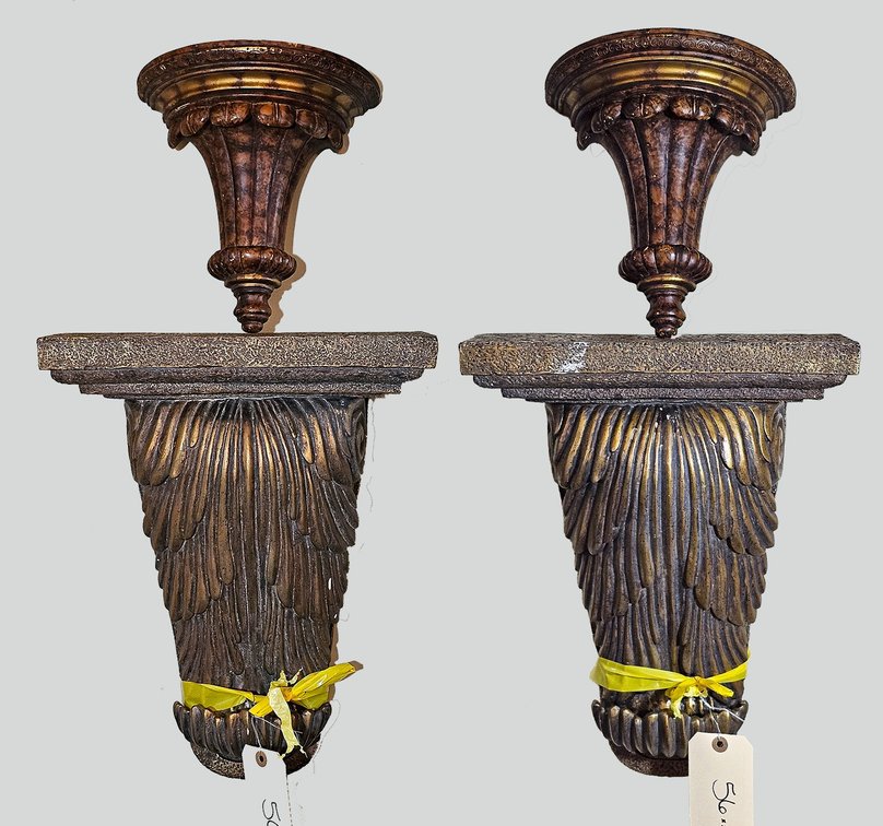 2 Pairs of Wall Brackets
