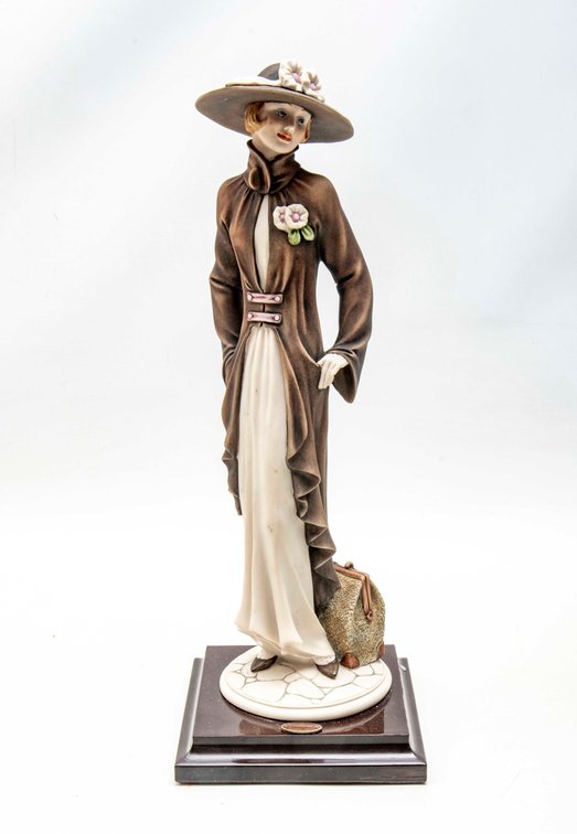 2002 Signed Giuseppe Armani Clarissa Figure w/Tag