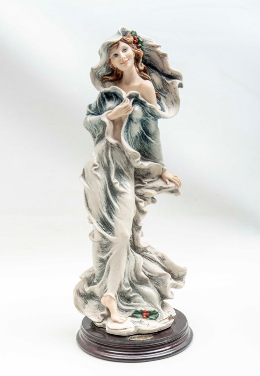 1998 Signed Giuseppe Armani Winter Twilight Figure