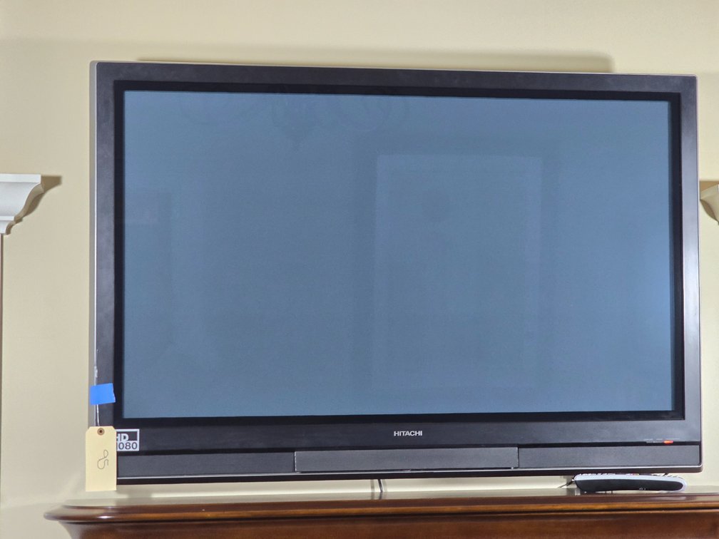 Hitachi HD1080 Wall Mount TV