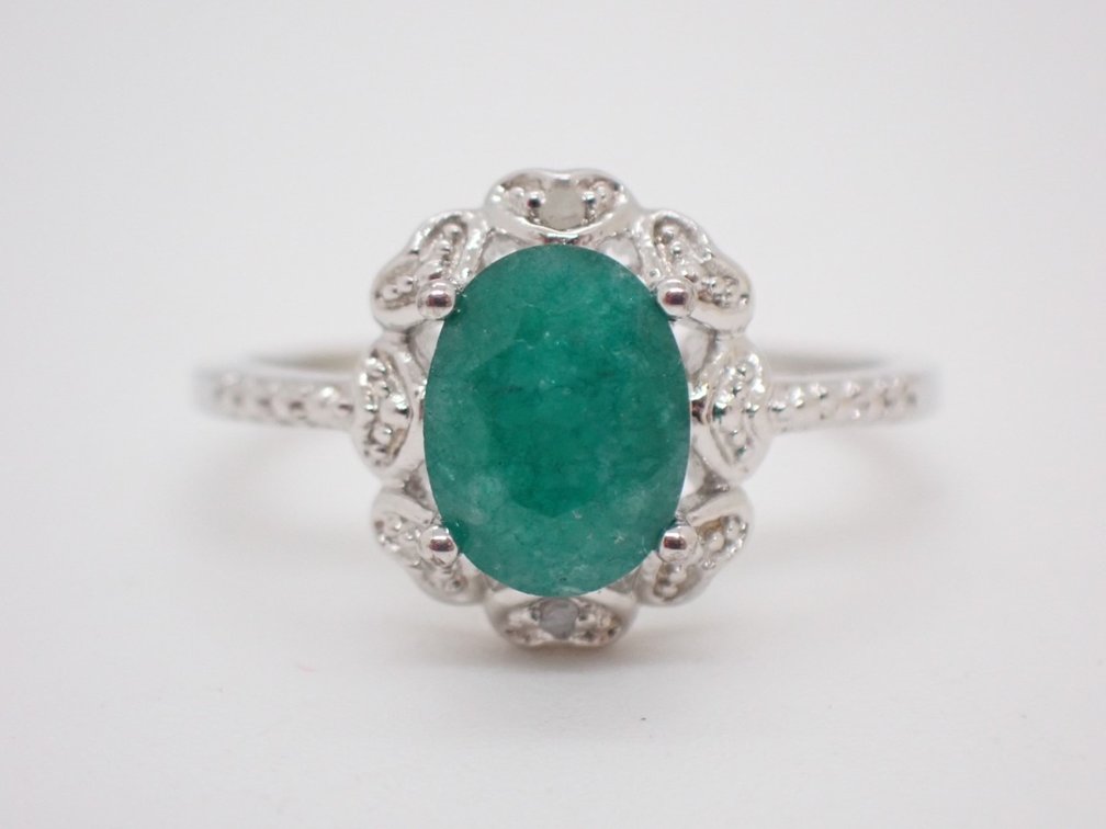 Emerald & Diamond Ring