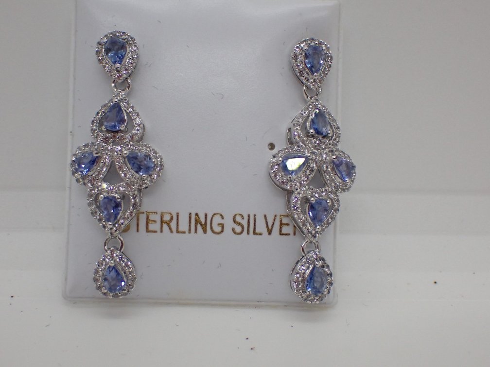 Mauve Tanzanite Dangle Earrings