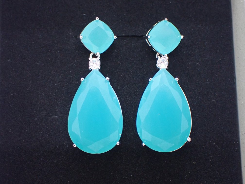 Ocean Blue Jade Dangle Drop Earrings