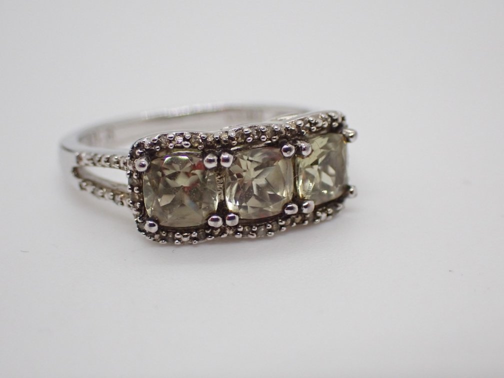 Natural Zultanite Ring