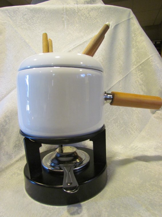 Fondue Pot and stand