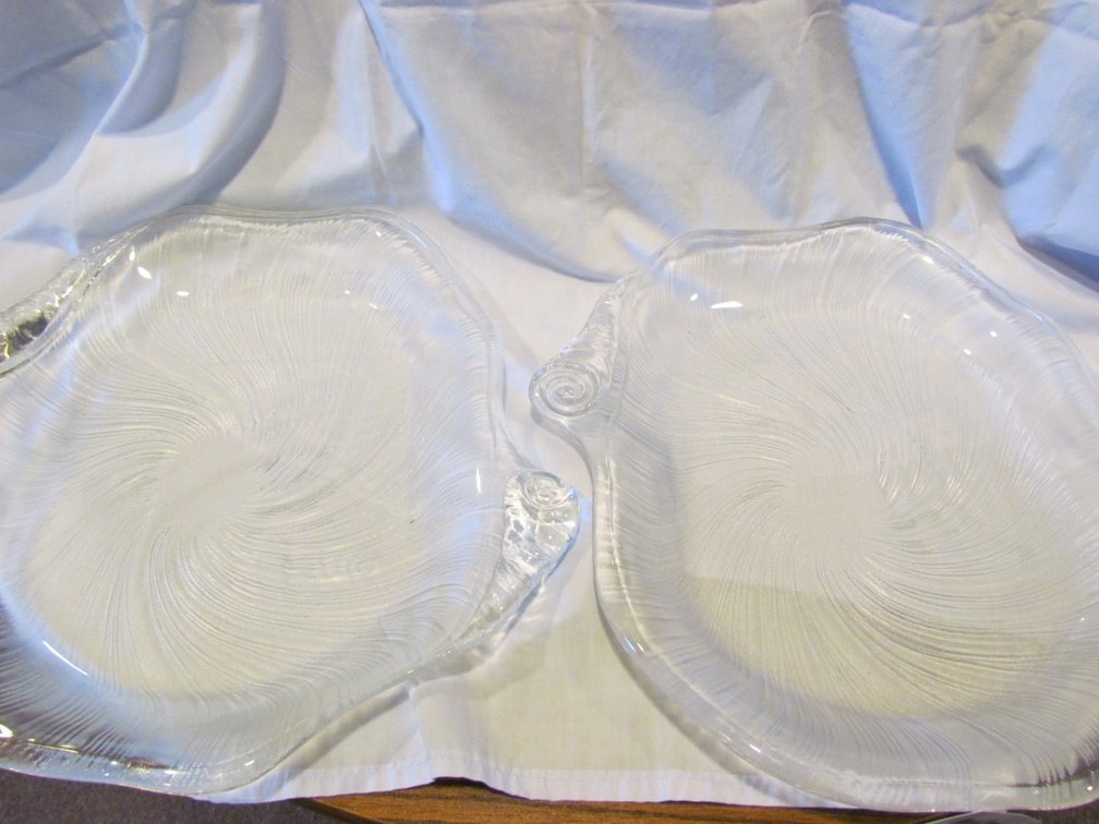 2 Large glass trays
