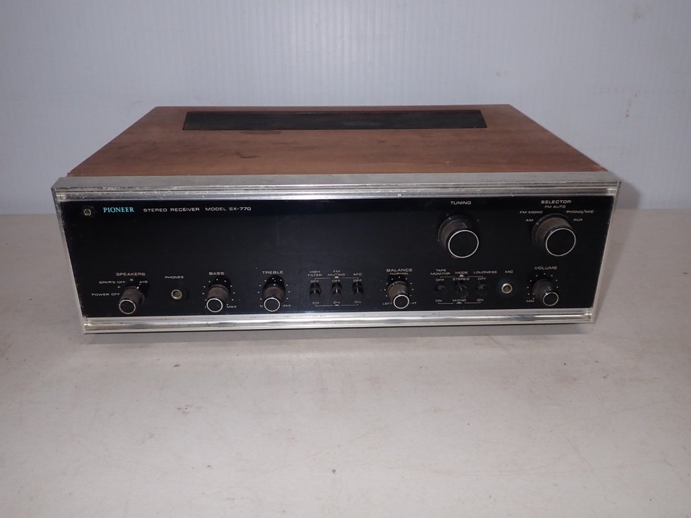 Pioneer Stereo Receiver