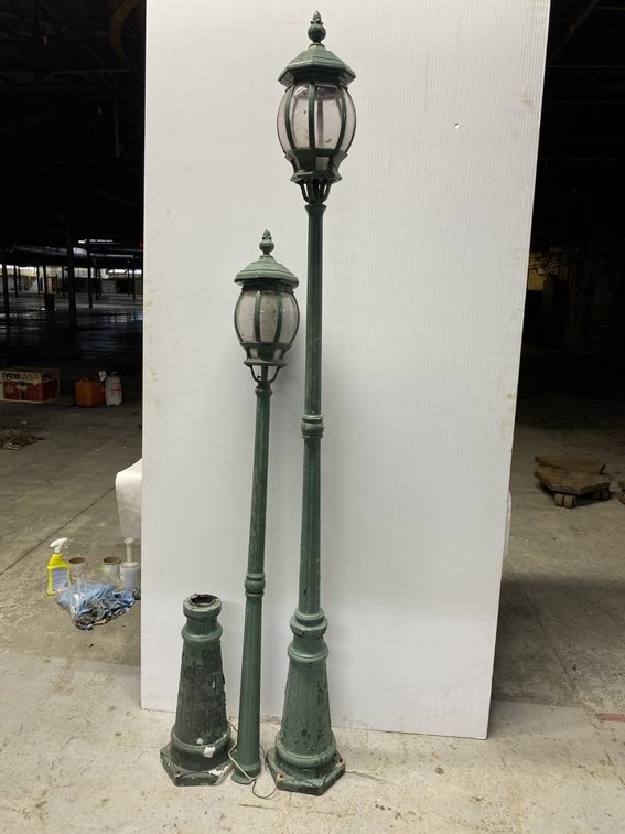 Decorate Streetlights