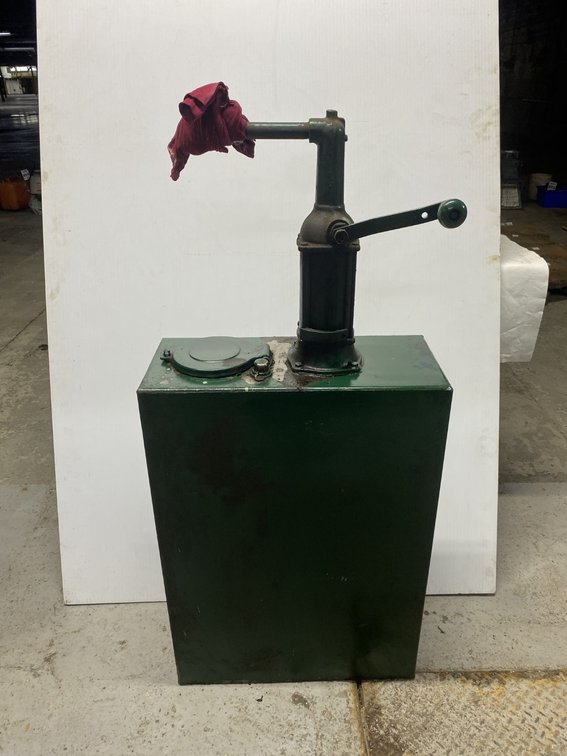 Eco Oil Pump & Tank