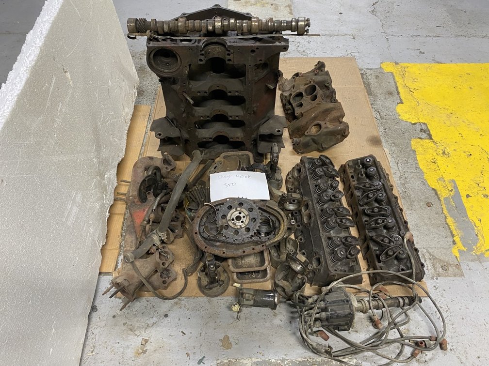 Chevy 350 Motor
