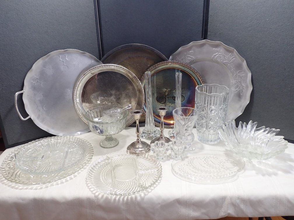 Various Glassware & Metal Ware items