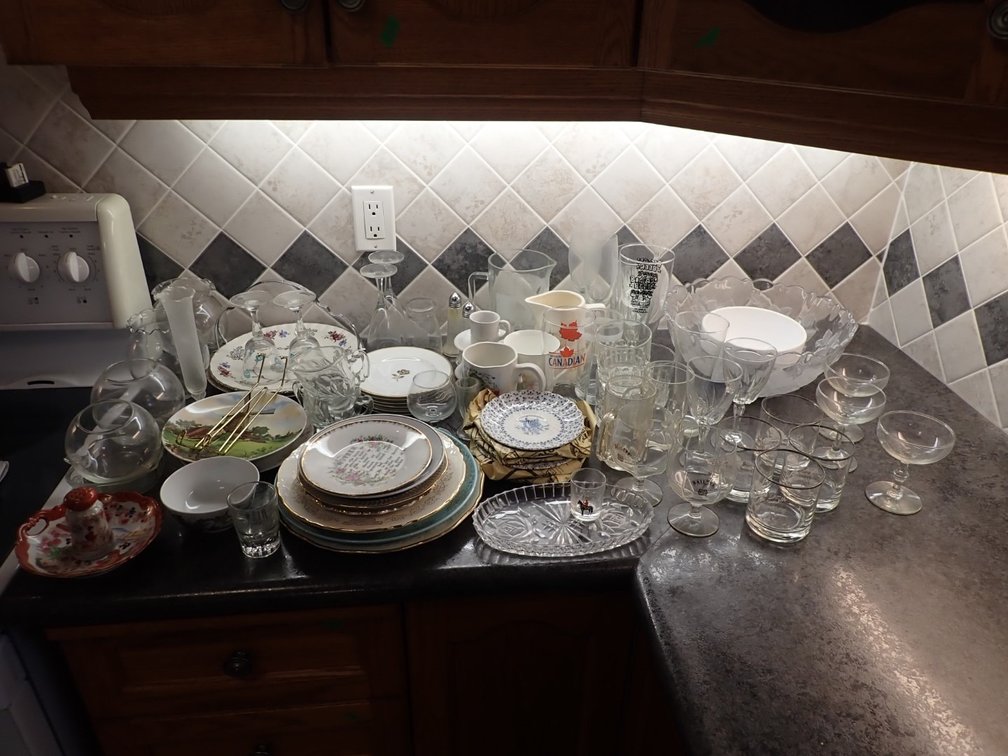 Assorted Glassware & Plates