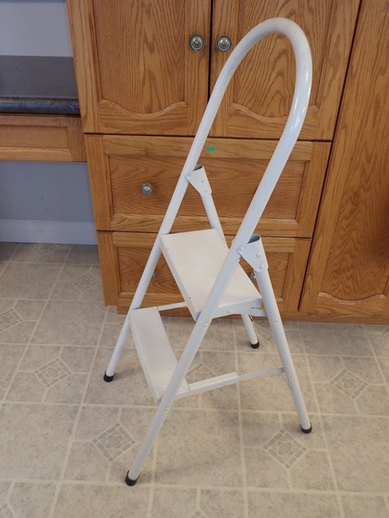 Metal Step Ladder