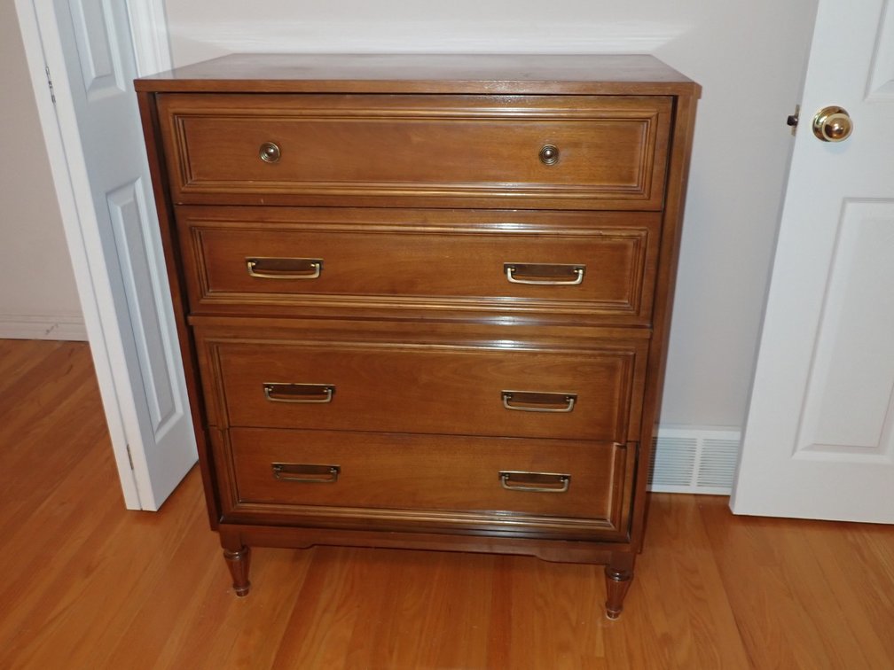 La Silva Highboy