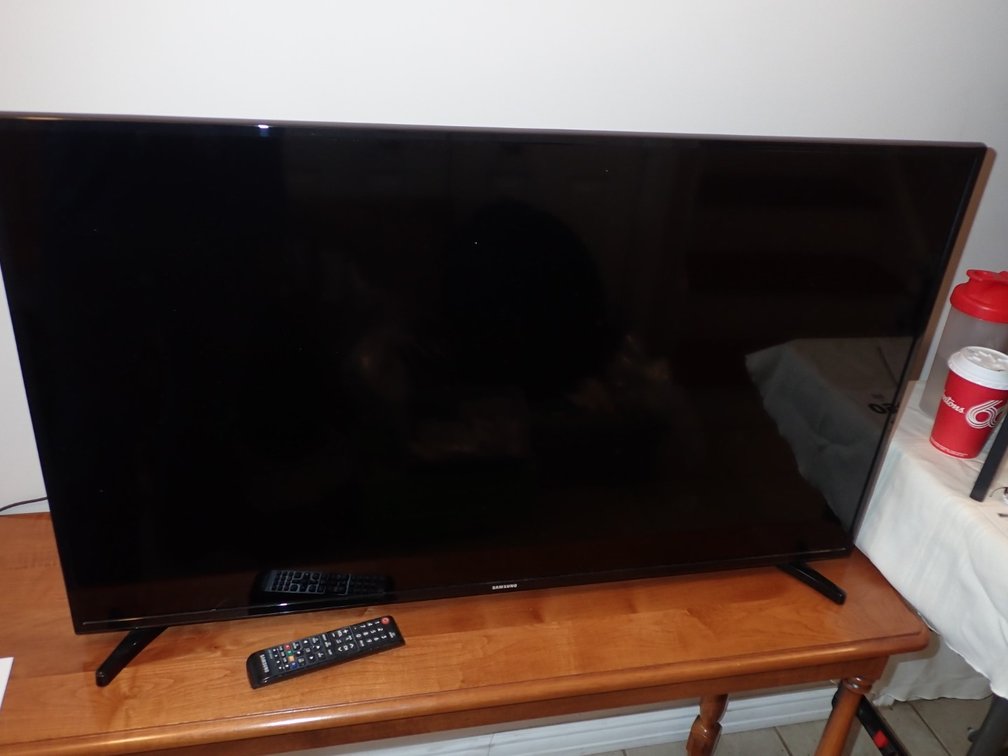 Samsung 43" TV