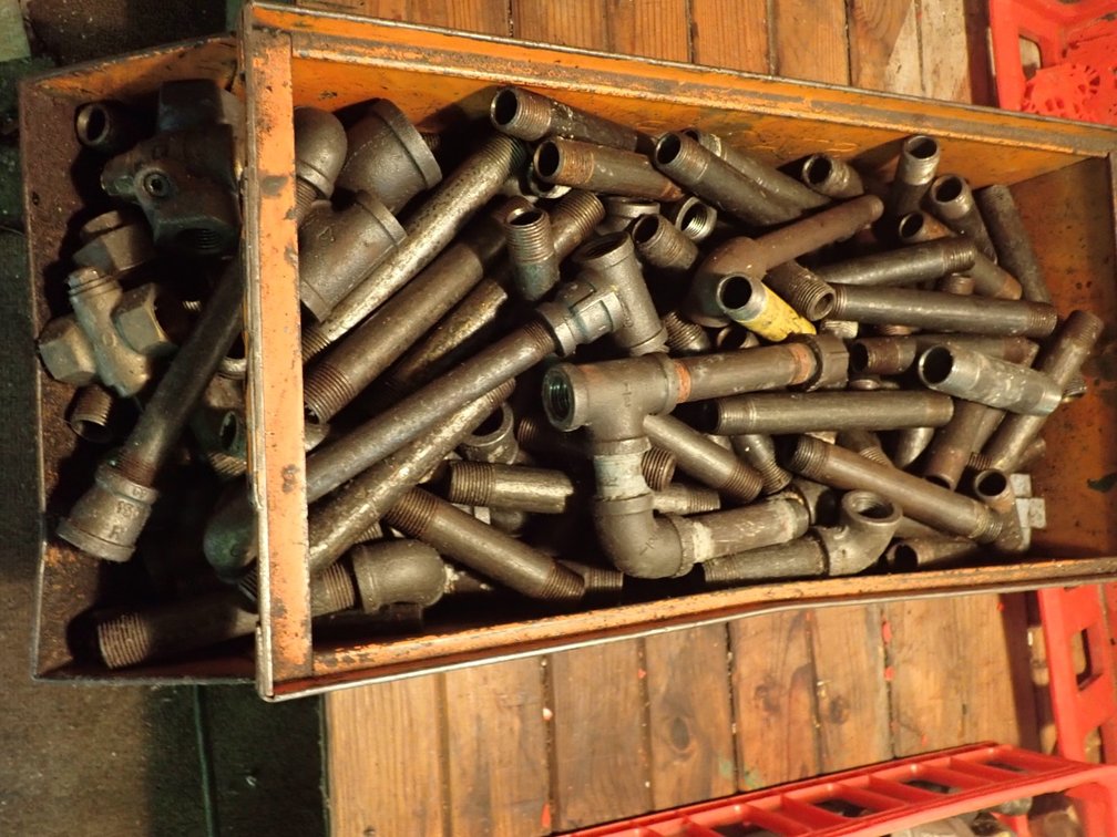 Pipe Fittings & Connectors