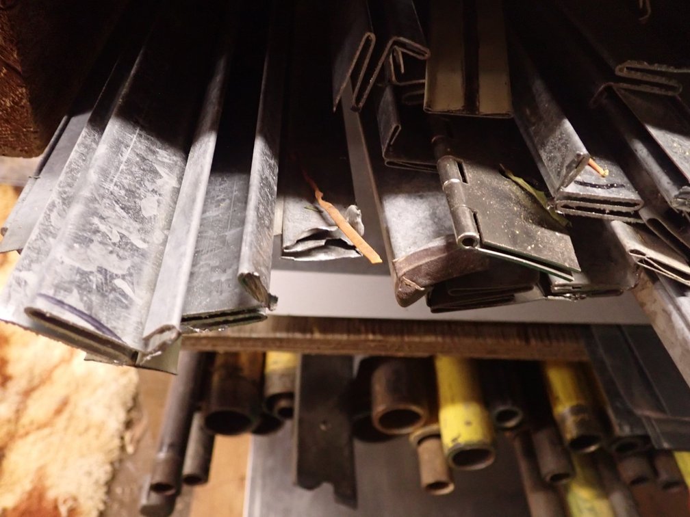 Sheet Metal Supports/Cleats for Ductwork