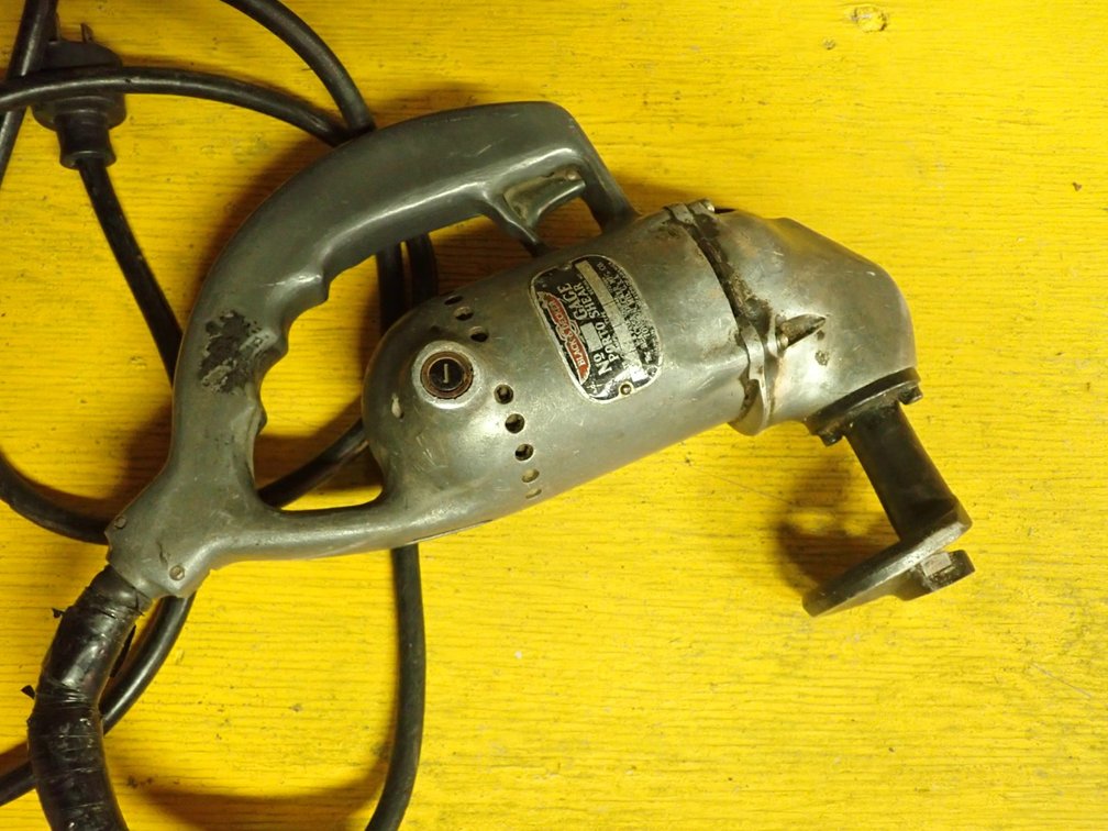 B & D Metal Shear, Corded