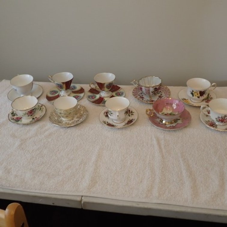 10 Cups and Saucers