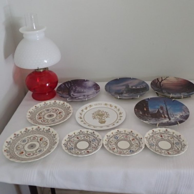 Ruby Red 15" Oil Lamp, Spode plate