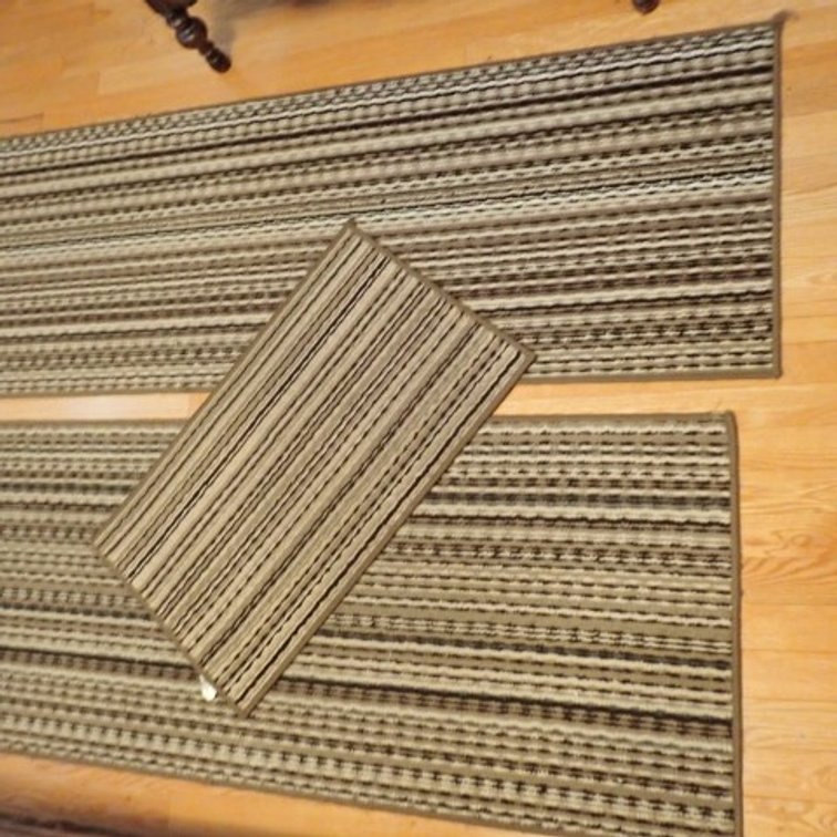 2 Runners and Mat