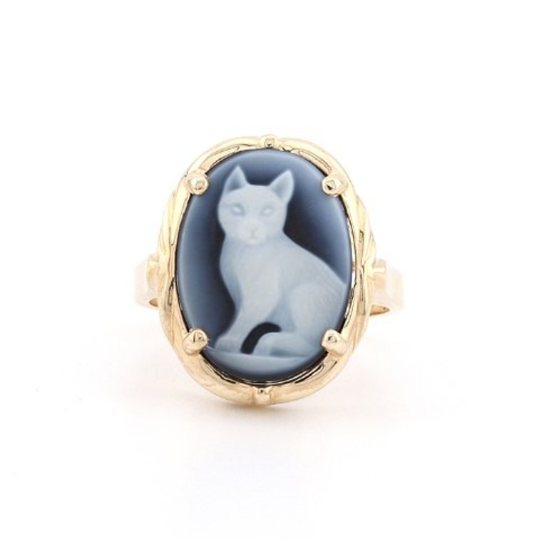 Carved Cat Cameo 10K Gold Ring (Size 6½)