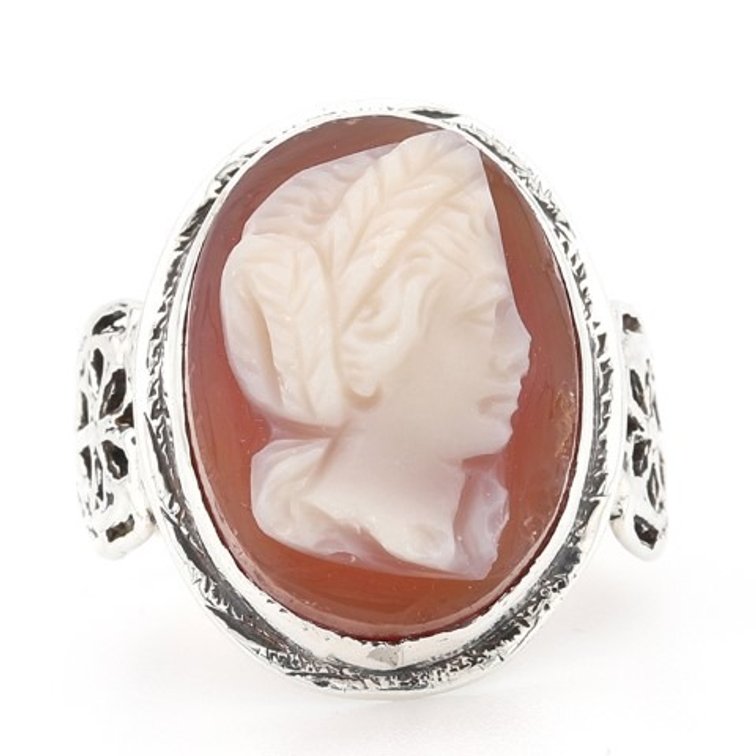 Cameo Silver/Base Metal Ring (Size 5)