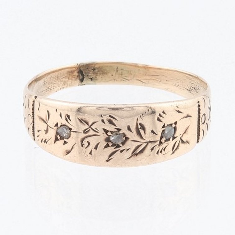 Rose Cut Diamond 10K Gold Ring (Size 7)