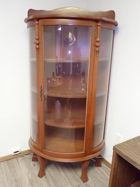 Vintage Curved Glass Solid Oak Curio Cabinet with Claw Feet