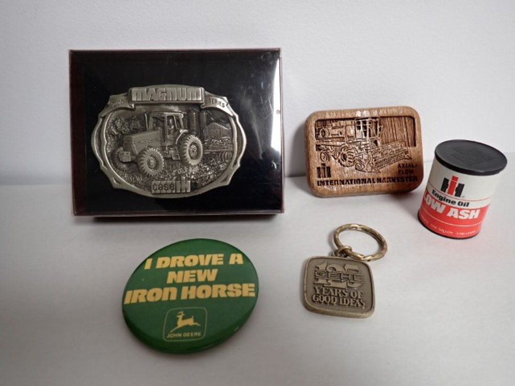 CASE MAGNUM & International Harvester Belt Buckle & More