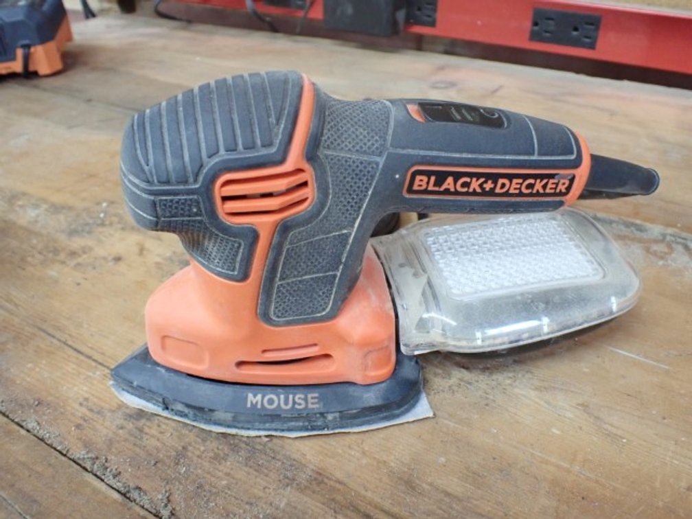 Black & Decker Detail Sander - "The Mouse"