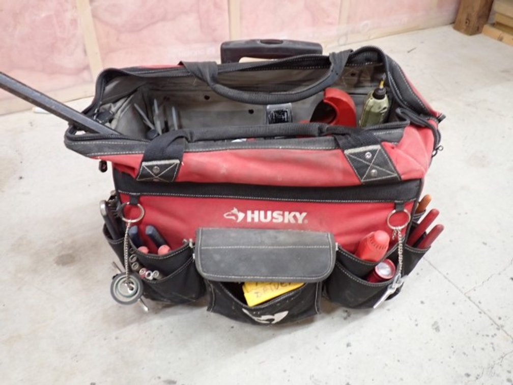 HUSKY Rolling Tool Bag