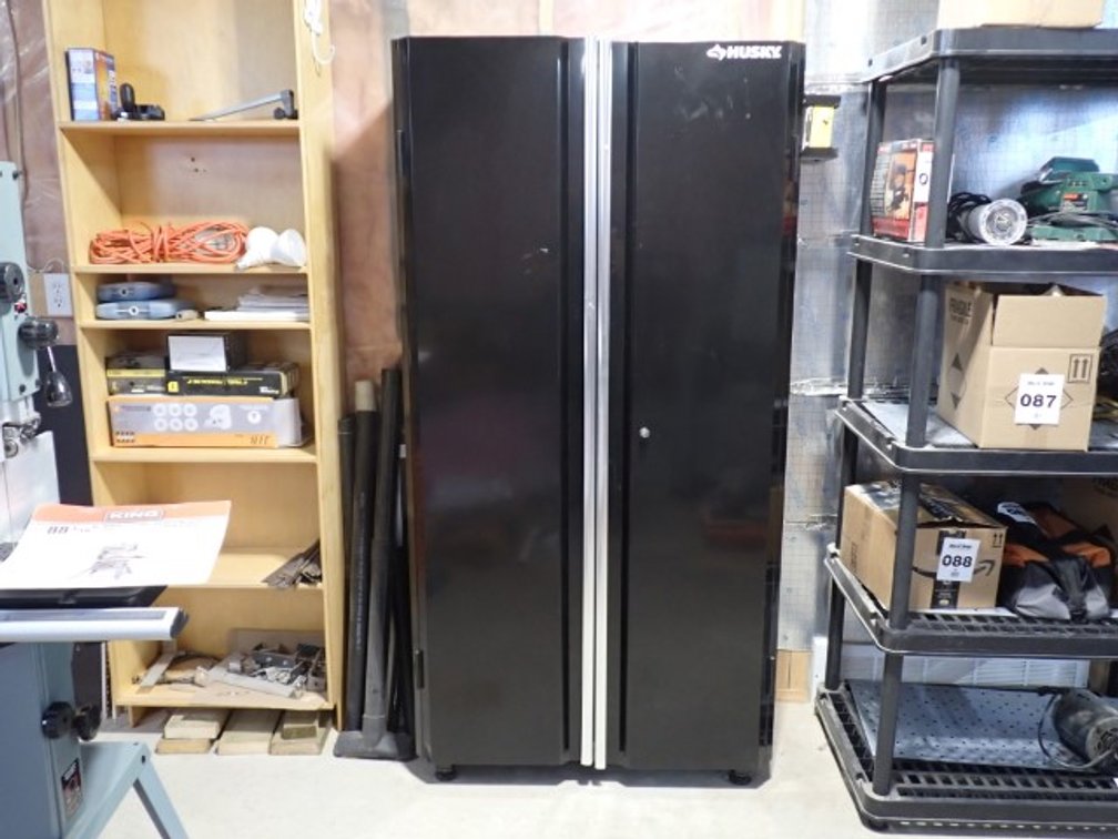 HUSKY Metal Shop Cabinet