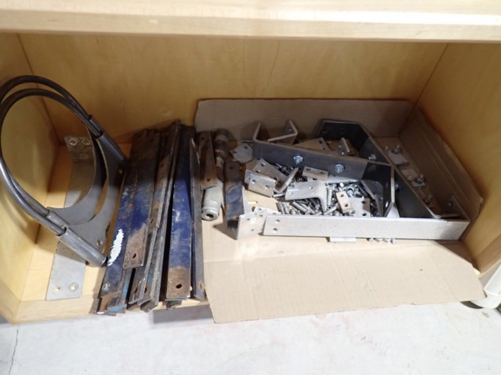 Assorted Metal Brackets & Such