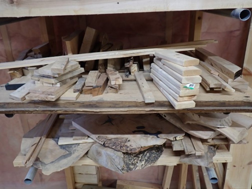 Lot of Off Cut Lumber